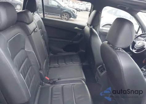 2020 Volkswagen Tiguan 2.0T Sel Premium R-Line из США, поврежденный, VIN 3VV4B7AX1LM101101